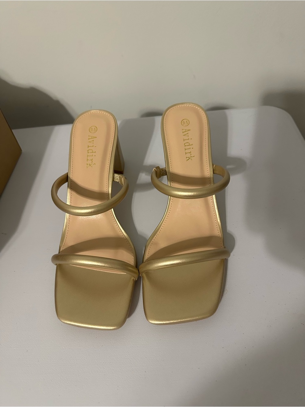 Women’s Gold Two-Strap Block Heel Sandals Size 9.5
